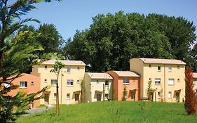 Park & Suites Village Marne La Vallee-Montevrain